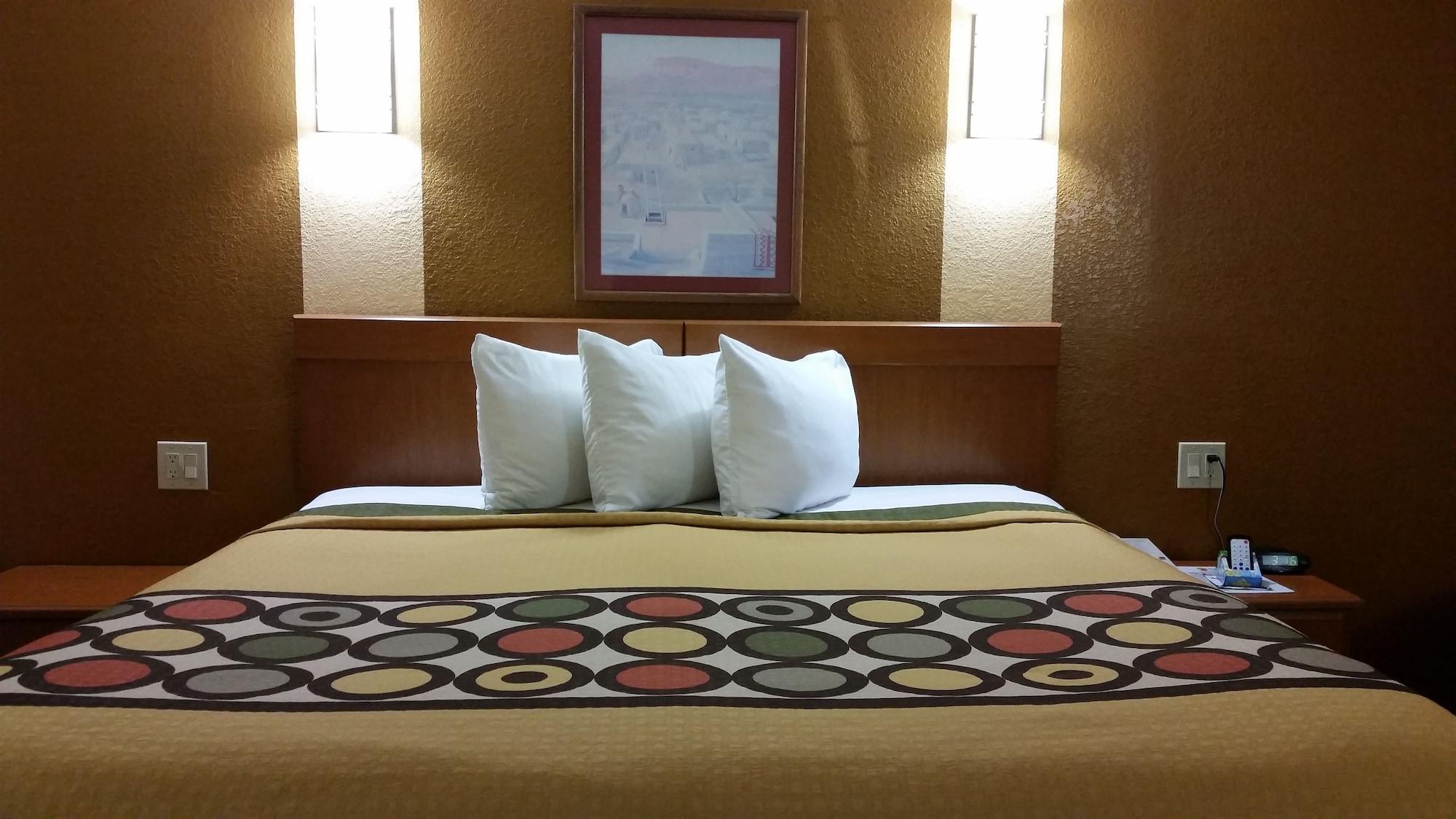 Super 8 By Wyndham Waco/Mall Area Tx Экстерьер фото